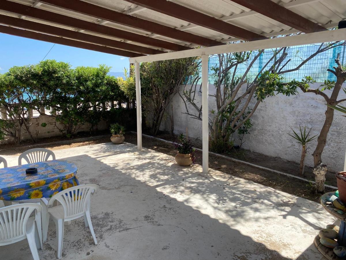 Alexia'S Beach House Kato Assos ภายนอก รูปภาพ